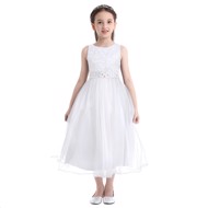 Børne festkjole; Little Odette, hvid - kjole med blonde og tyl 